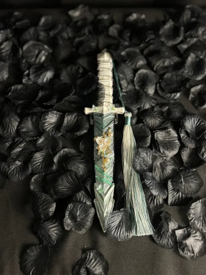 Veyra Vault™ Dagger